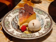 -BROWNSTONE布朗石西班牙餐厅(富城店)