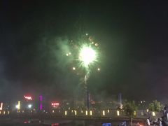 -百里峡七彩艺术小镇