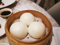 -香港百合居(LCM置汇旭辉广场店)