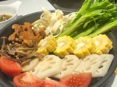-八珍玉食鸡煲·打边炉(印象城店)