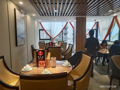 -有红鸡毛店·川菜(建设路店)