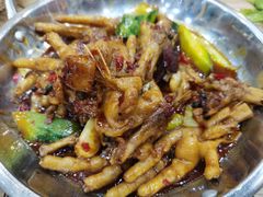 -江城燕子大排档(江汉路步行街店)