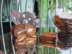 -The ROOF (通盈中心店)