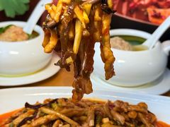 -渝信川菜 · 川味家常菜(财富购物中心店)