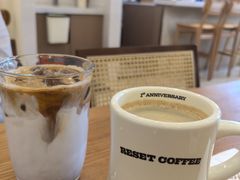 -Reset Coffee 与海咖啡