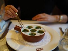-福楼毕斯罗F Bistronome(国贸商城约会地标景观店)