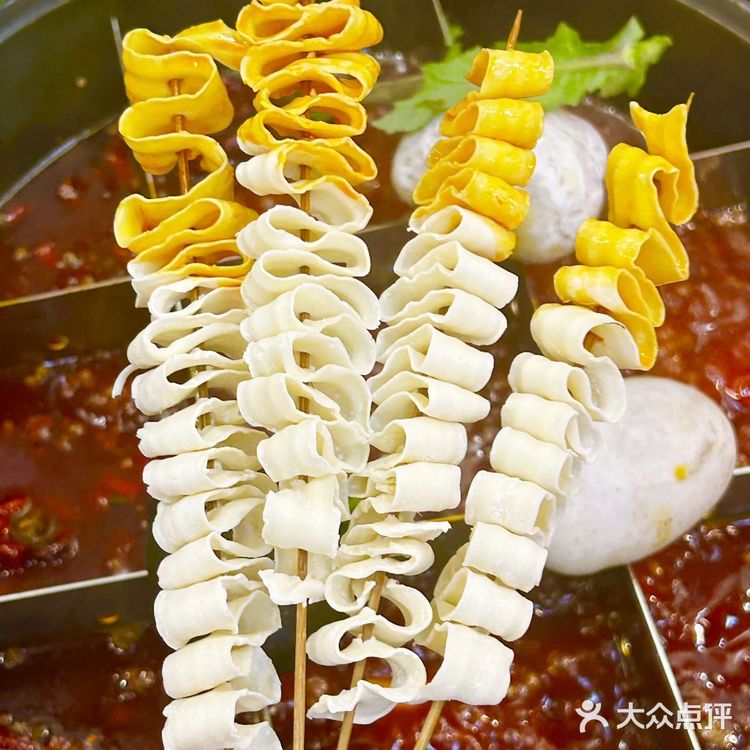 这才是杭州火锅该有的样子‼️把春天吃进嘴巴里......