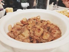 鸭腿砂锅-火车头法国西餐厅