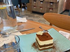 -必胜客(安盛金马店)