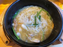 -勺子米线·云南传统小吃市集(四方街店)