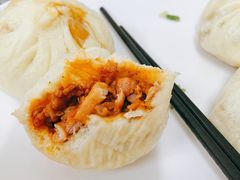 奥尔良鸡腿包-老陶包子铺(南大西南村店)