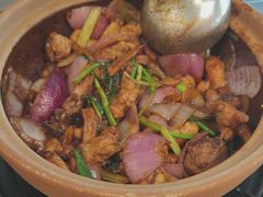 -胡须佬鸡煲四季火锅店(石厦西村直营店)