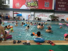 -英派斯健身游泳馆