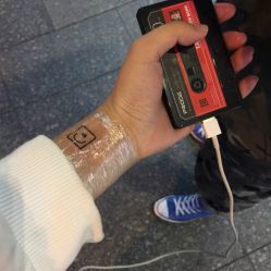 -越域刺青