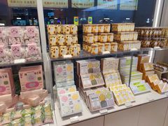 -好利来(南京路一店)