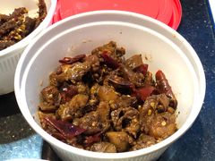 -鑫记婆婆兔·成都特产·兔头手撕兔(太古里店)