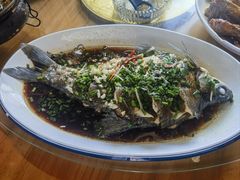 -芦茨金富饭庄·25年老字号·专做稻草鸡
