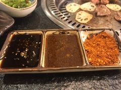 -炙忧烤肉屋(中国铁建广场店)