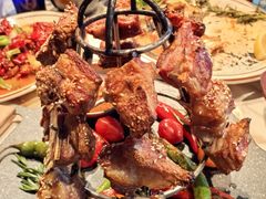 招牌馕坑烤架子肉-纳鲁孜·新疆特色餐厅(上海悦荟广场店)