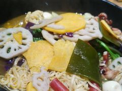 -万记麻辣烫国展总店