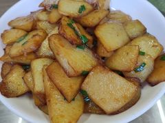 -芦茨金富饭庄·25年老字号·专做稻草鸡
