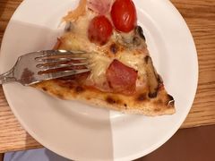 -城市大道红炉披萨烘焙坊