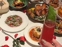 -Mogul Eatery·大亨餐酒馆