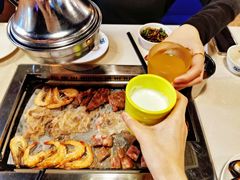 -爱客得牛排海鲜烤肉·火锅自助(春熙路黑金好店)