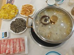 -朴小妹人参鸡汤火锅(长白山万达店)