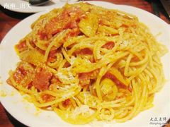 培根蘑菇番茄面-BISTROFIORE美伊娜(伊犁南路店)