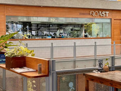 -ROAST coffee & eatery