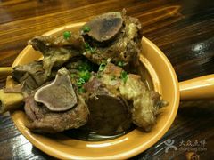 -春天里·老街坊餐厅(港隆广场店)