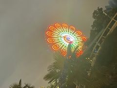 -七彩云南欢乐世界