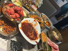 -草家酱蟹炭火烤肉店(珲春南路一店)