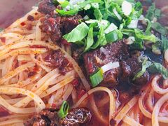 -莉安酸牛肉早点