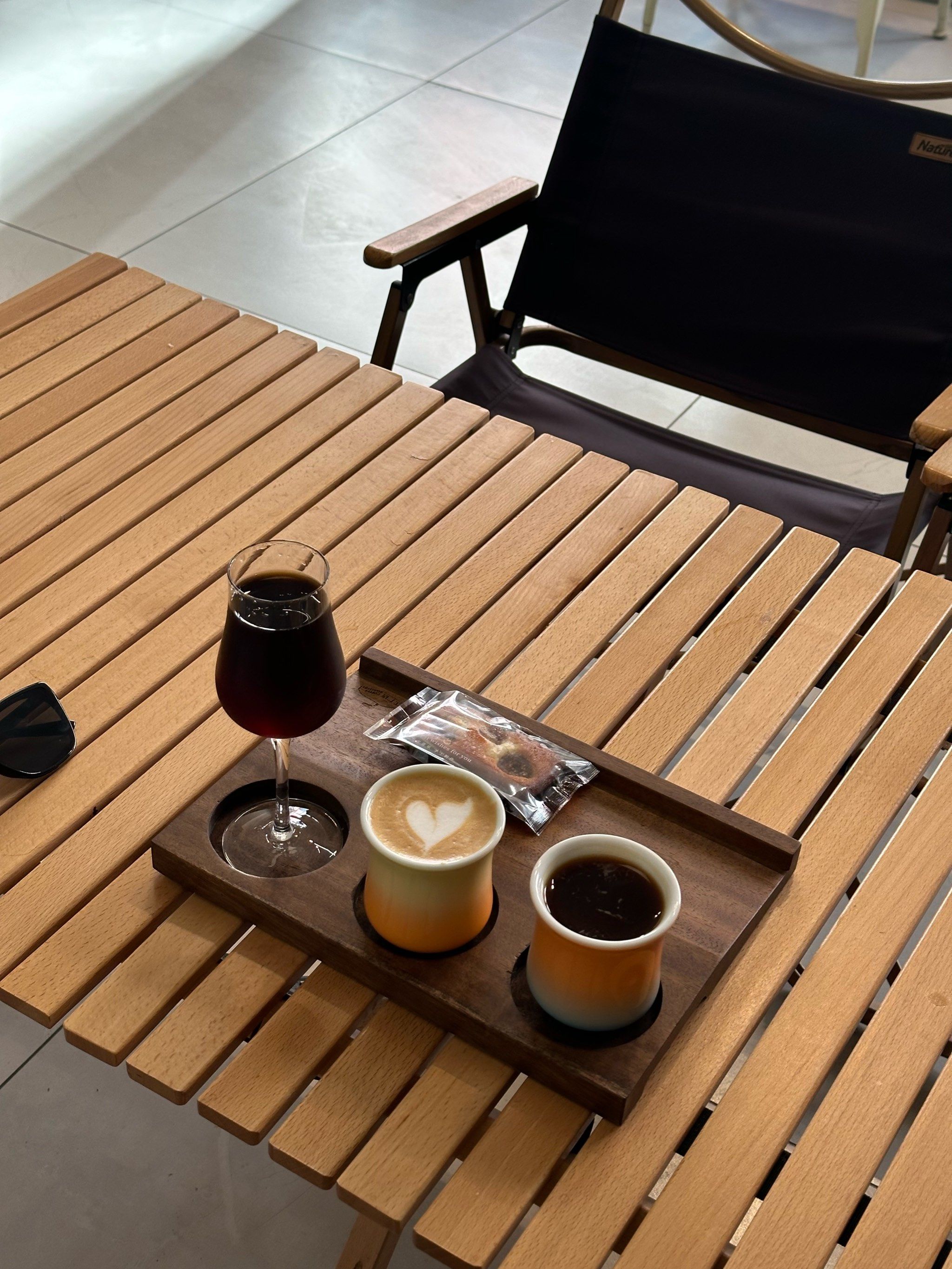 室外慵懒休闲时