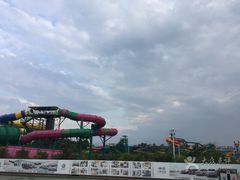 -泸州欢乐派海滩公园