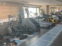 -迈劲健身专业私教(朝青汇店)