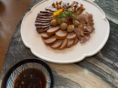 -紫伦饭店·香河肉饼