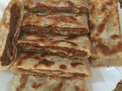 -溢心园香河肉饼总店