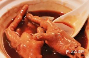 Braised Chicken Feet in Abalone Sauce