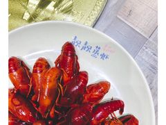 -靓靓蒸虾(恩施新天地店)