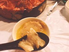 -鲜入围煮花胶鸡海鲜火锅