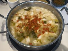 -德林酸菜鱼火锅(南丹店)