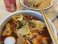 -丽丽三鲜螺蛳粉(田林路店)