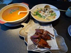 脆皮乳鸽-蝴蝶里·粤菜·点心(滨江龙湖店)