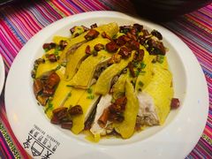 -香巴拉云南餐厅(华莱坞店)