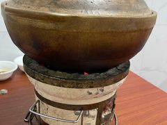 炭炉果鸡煲-威邵鸡煲(西华路总店)