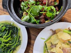-海口滨海新村143号海南老字号炒菜店