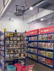 -逝水玩具折扣店